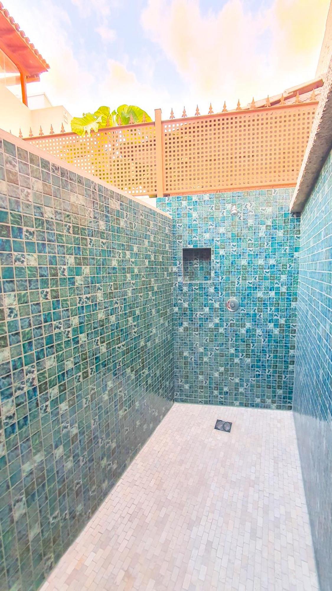 Villa 4-bedroom Corales With Jacuzzi, Garden, Close To Everything *