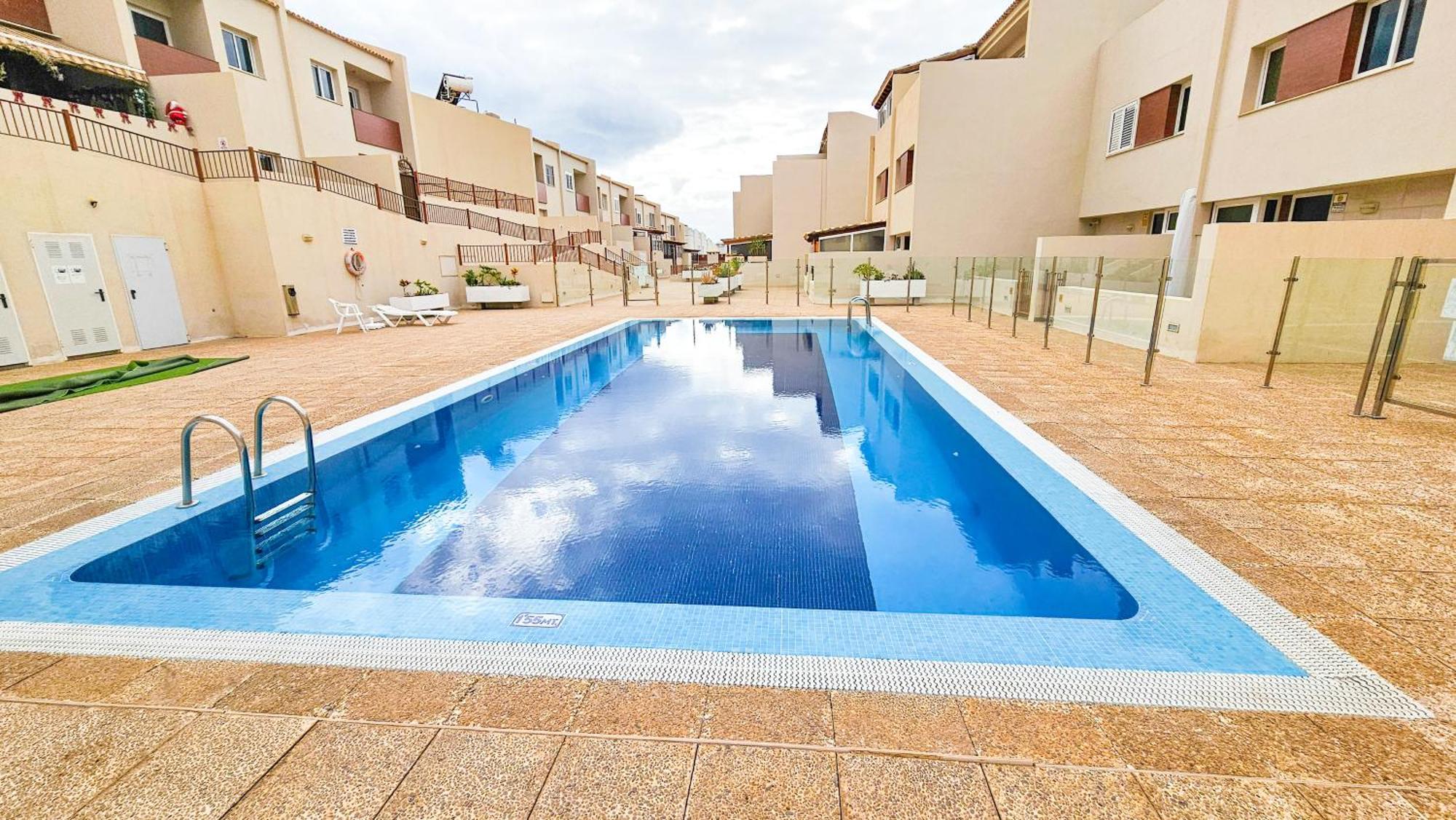 4-bedroom Corales With Jacuzzi, Garden, Close To Everything