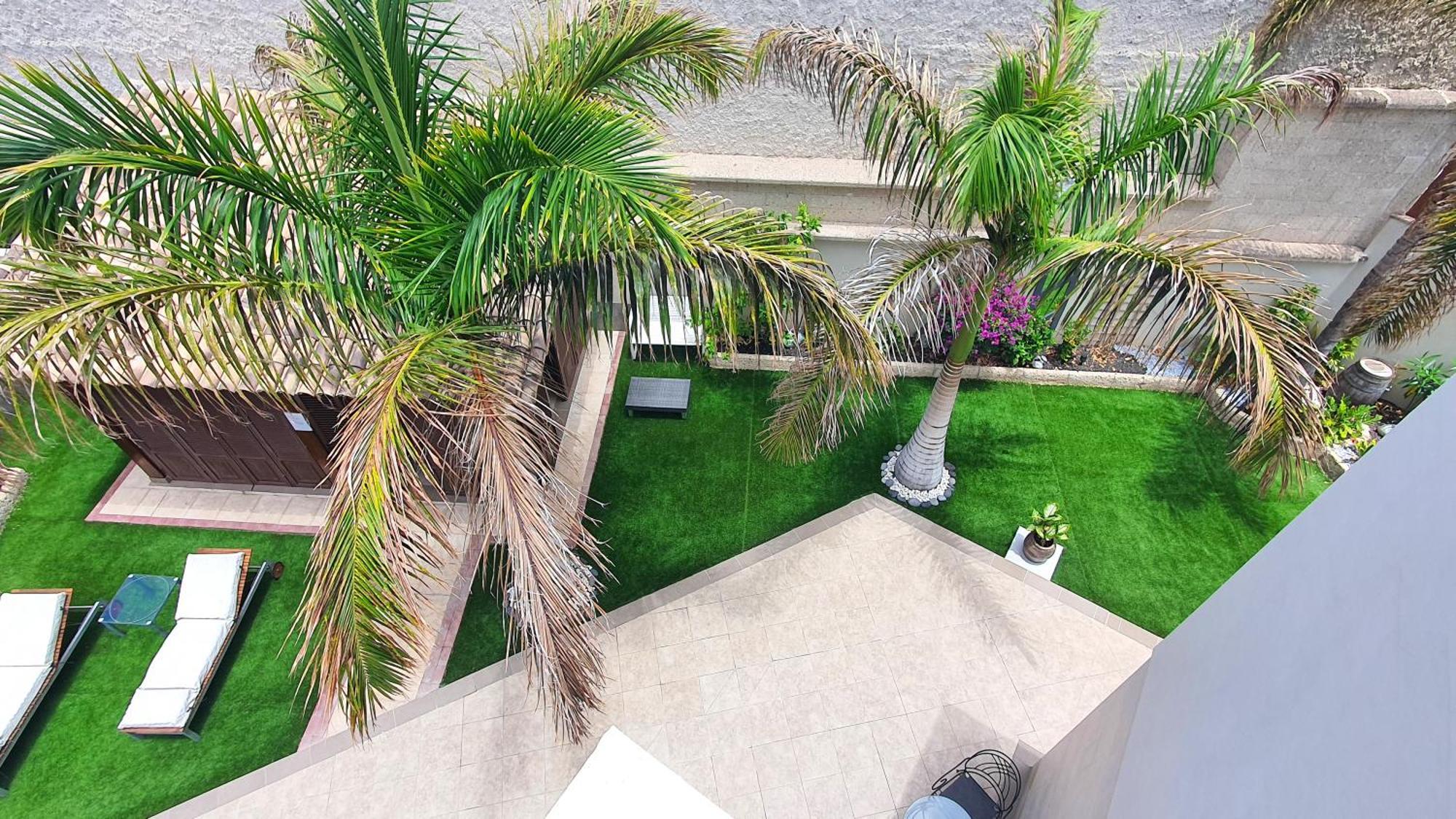 4-bedroom Corales With Jacuzzi, Garden, Close To Everything Los Cristianos (Tenerife)