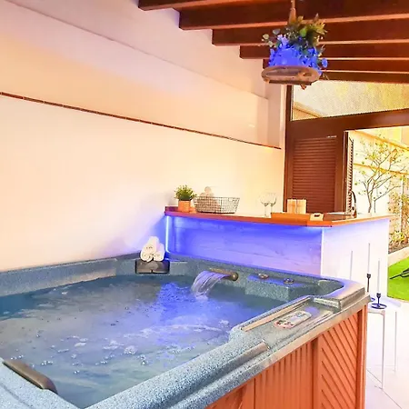 4-Bedroom Villa Los Corales With Jacuzzi, Garden, Close To Everything Los Cristianos  Exterior photo