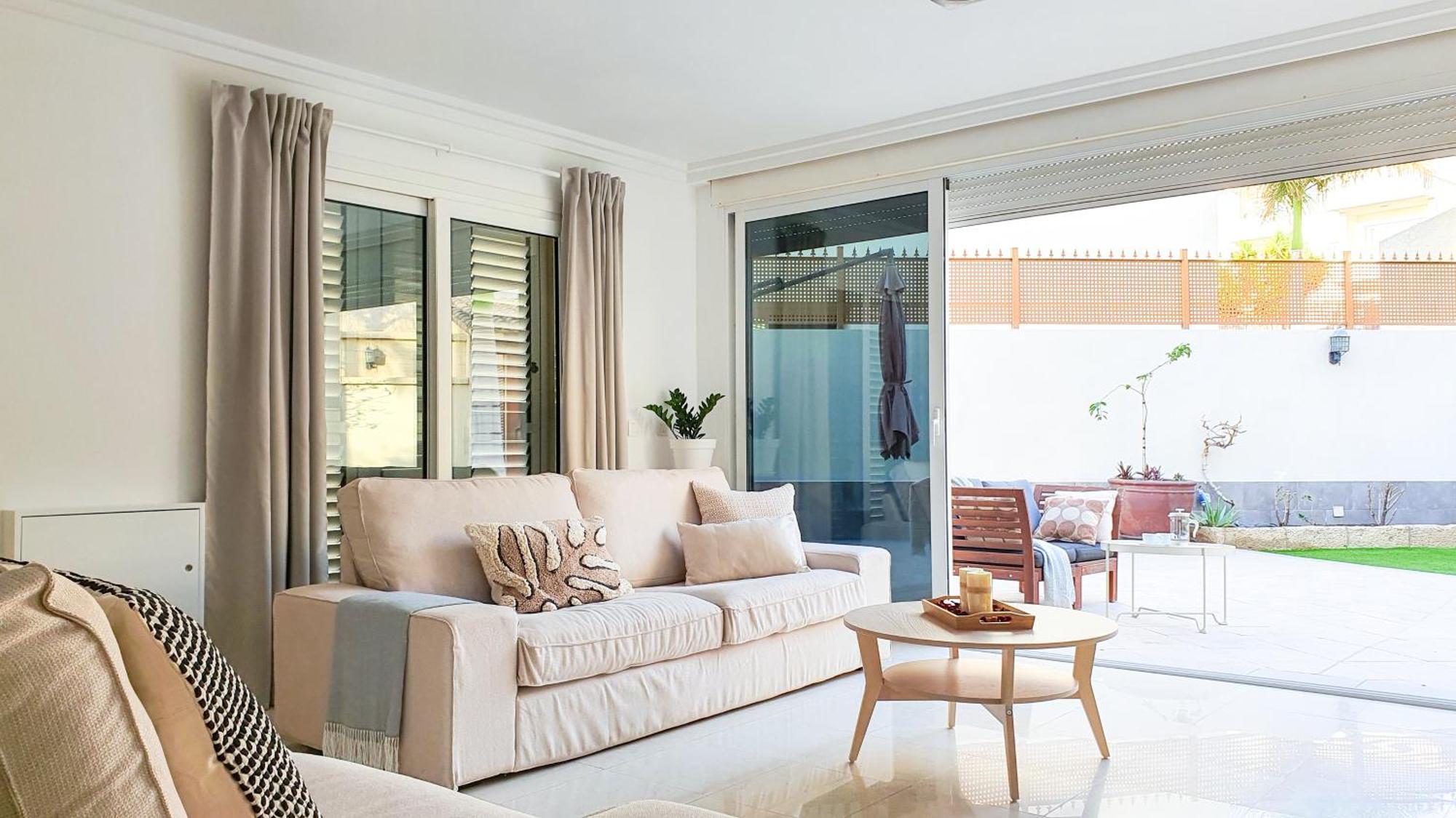 Villa 4-bedroom Corales With Jacuzzi, Garden, Close To Everything
